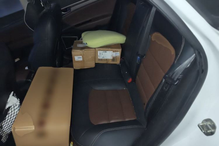 Used Geely Auto Emgrand GS 2016 Sport Edition 1.3T Automatic ZhenShang Model Left Rear Seat
