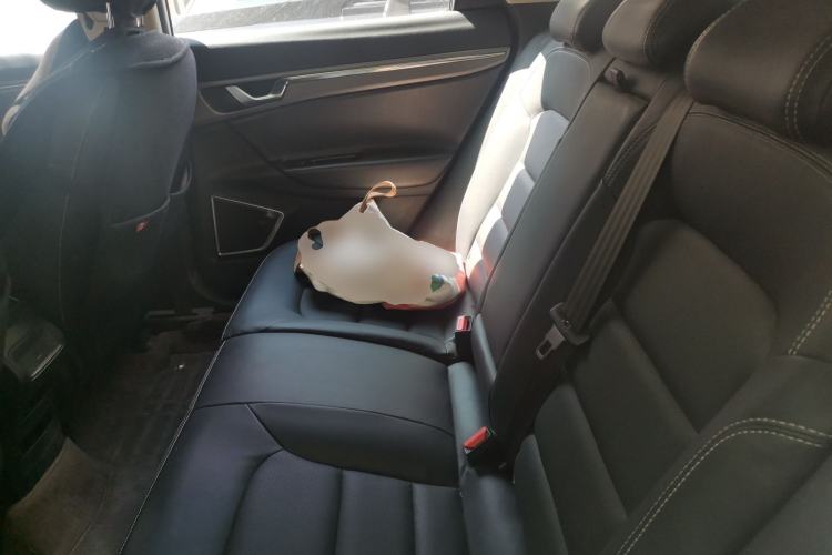 Used Geely Auto Emgrand GS 2016 Sport Edition 1.3T Automatic LingShang Model Left Rear Seat