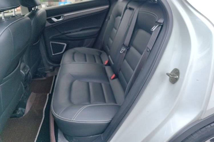 Used Geely Auto Emgrand GS 2016 Sports Edition 1.8L Manual LingShang Model Left Rear Seat