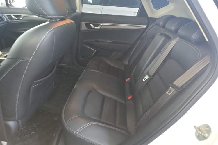 Used Geely Auto Emgrand GS 2016 Elegant Edition 1.3T Automatic LingShang Model Left Rear Seat