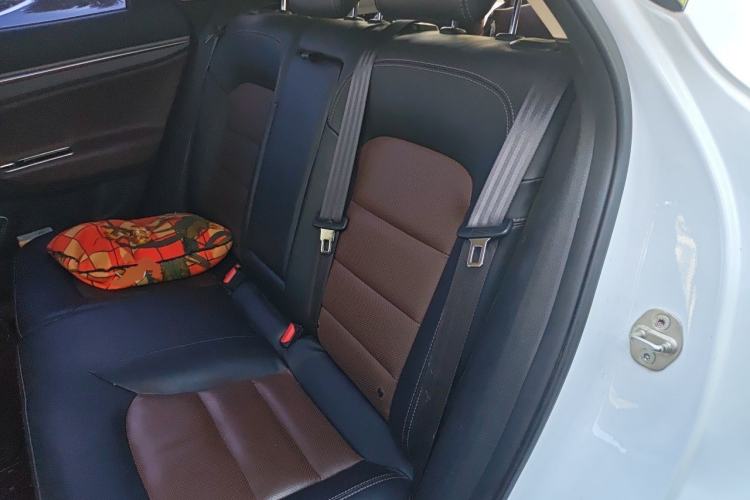 Used Geely Auto Emgrand GS 2016 Sport Edition 1.3T Automatic ZhenShang Model Left Rear Seat