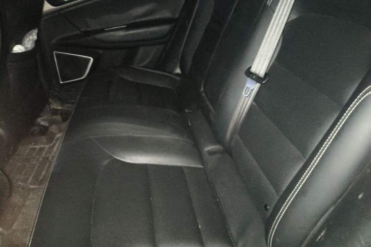 Used Geely Auto Emgrand GS 2016 Sports Edition 1.8L Manual LingShang Model Left Rear Seat