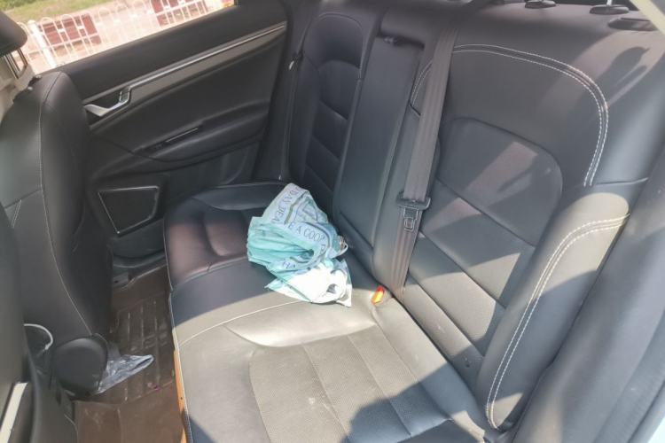 Used Geely Auto Emgrand GS 2016 Elegant Edition 1.3T Automatic LingShang Model Left Rear Seat