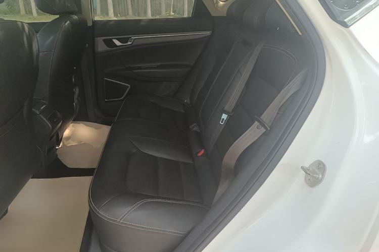 Used Geely Auto Emgrand GS 2016 Sports Edition 1.8L Manual LingShang Model Left Rear Seat
