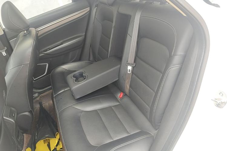 Used Geely Auto Emgrand GS 2016 Sport Edition 1.8L Automatic LingShang Model Left Rear Seat