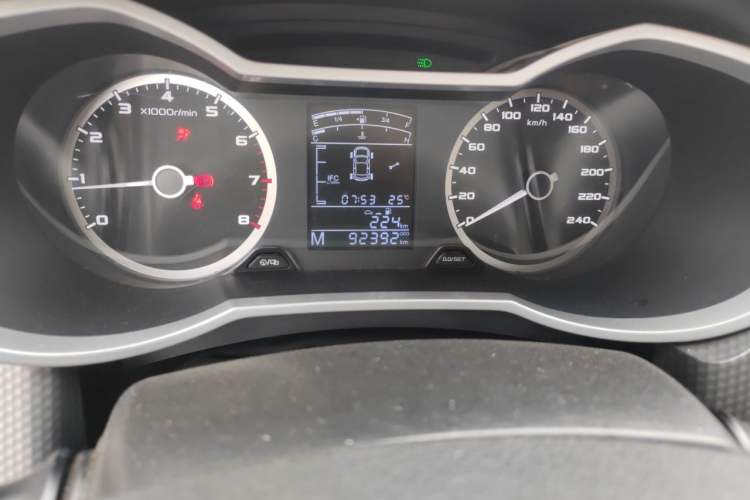 Used Geely Auto Emgrand GS 2016 Sports Edition 1.8L Manual LingShang Model Odometer Close Up