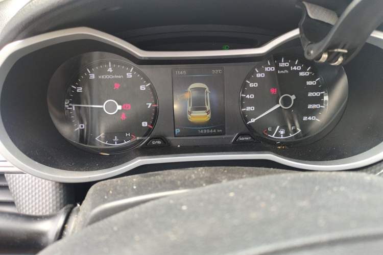 Used Geely Auto Emgrand GS 2016 Sport Edition 1.3T Automatic LingShang Model Odometer Close Up