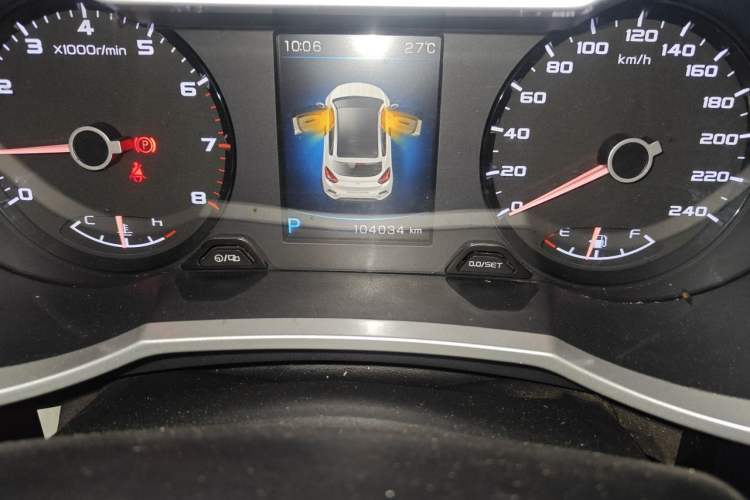 Used Geely Auto Emgrand GS 2016 Sport Edition 1.8L Automatic LingShang Model Odometer Close Up