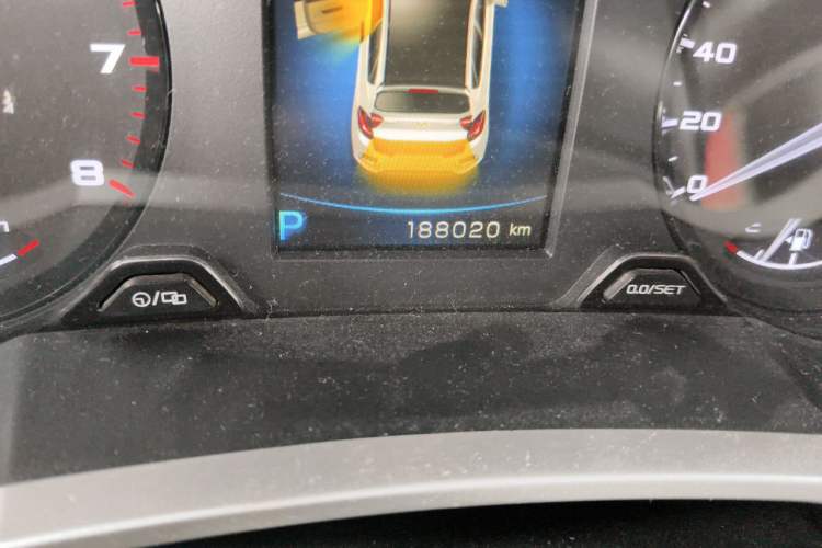 Used Geely Auto Emgrand GS 2016 Elegant Edition 1.3T Automatic LingShang Model Odometer Close Up