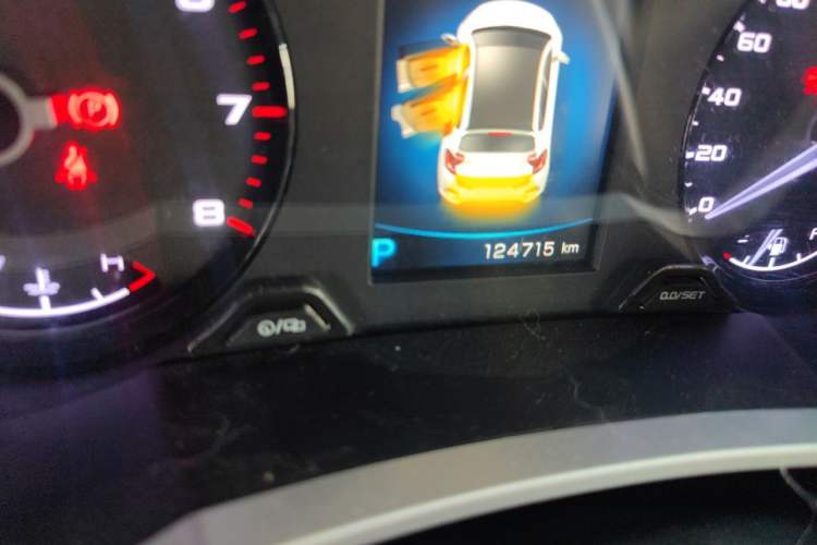 Used Geely Auto Emgrand GS 2016 Elegant Edition 1.3T Automatic ZhenShang Model Odometer Close Up