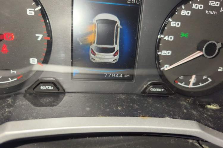 Used Geely Auto Emgrand GS 2016 Sport Edition 1.3T Automatic ZhenShang Model Odometer Close Up