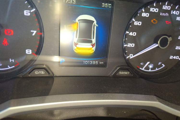 Used Geely Auto Emgrand GS 2016 Sport Edition 1.8L Automatic LingShang Model Odometer Close Up