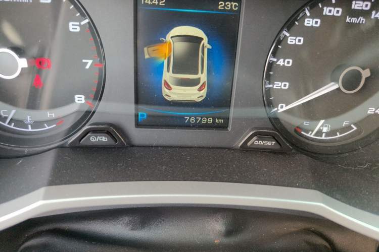 Used Geely Auto Emgrand GS 2016 Sport Edition 1.8L Automatic LingShang Model Odometer Close Up