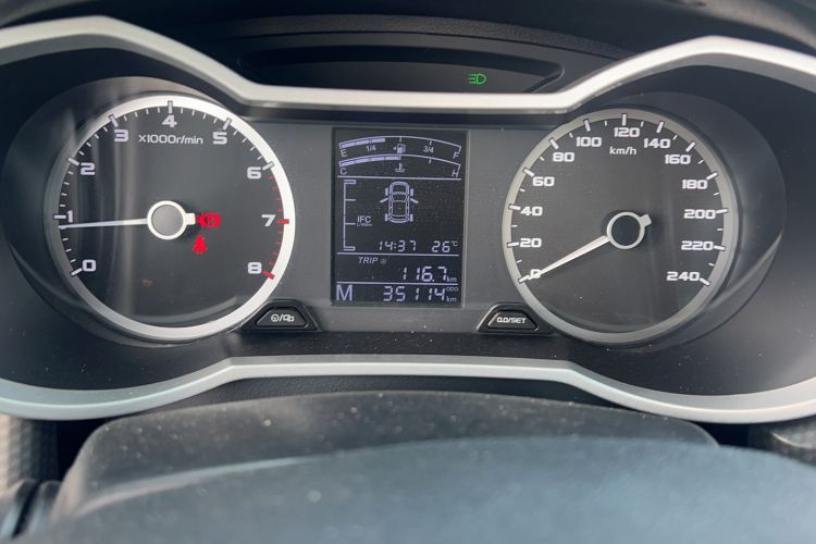 Used Geely Auto Emgrand GS 2016 Elegant Edition 1.8L Manual LingShang Model Odometer Close Up