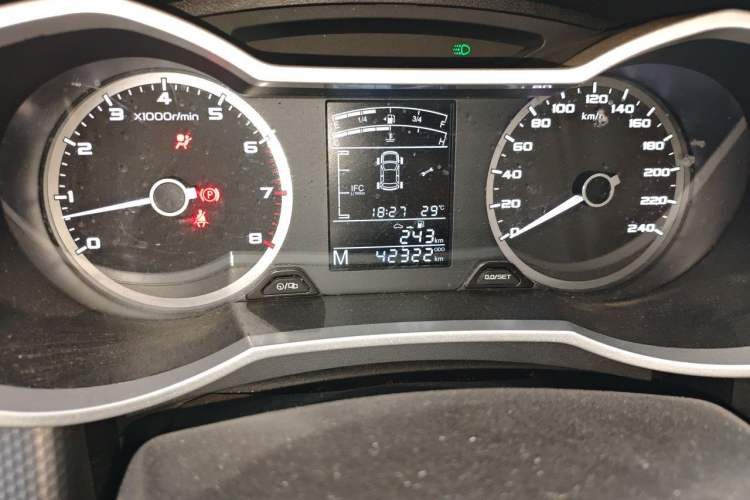 Used Geely Auto Emgrand GS 2016 Sport Edition 1.3T Manual LingShang Model Odometer Close Up