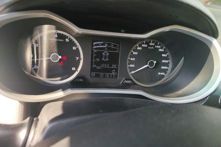 Used Geely Auto Emgrand GS 2016 Sports Edition 1.8L Manual LingShang Model Odometer Close Up