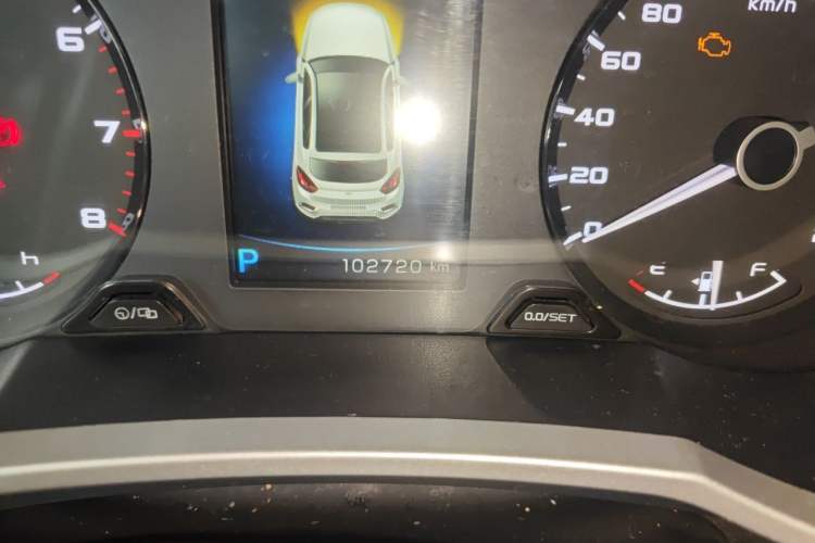 Used Geely Auto Emgrand GS 2016 Elegant Edition 1.3T Automatic ZhenShang Model Odometer Close Up