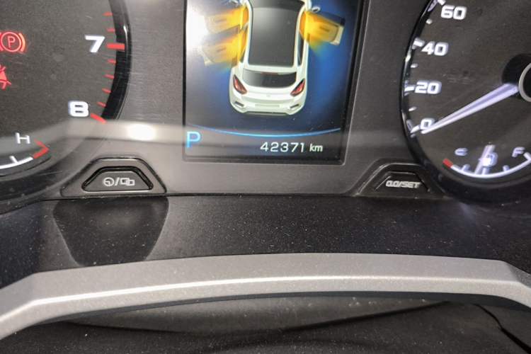 Used Geely Auto Emgrand GS 2016 Sport Edition 1.3T Automatic LingShang Model Odometer Close Up