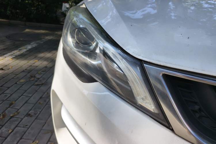 Used Geely Auto Emgrand GS 2016 Sport Edition 1.3T Automatic ZhenShang Model Right Front Headlight