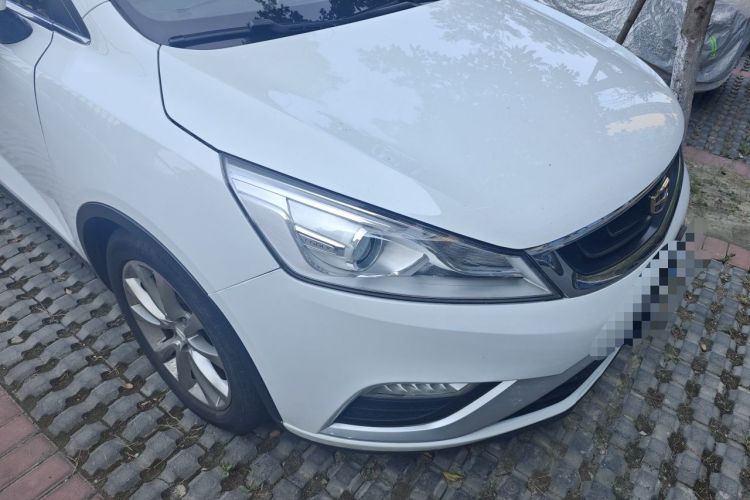 Used Geely Auto Emgrand GS 2016 Elegant Edition 1.3T Automatic LingShang Model Right Front Headlight