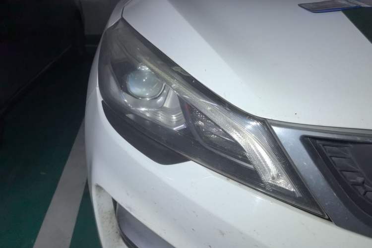 Used Geely Auto Emgrand GS 2016 Sports Edition 1.8L Manual LingShang Model Right Front Headlight
