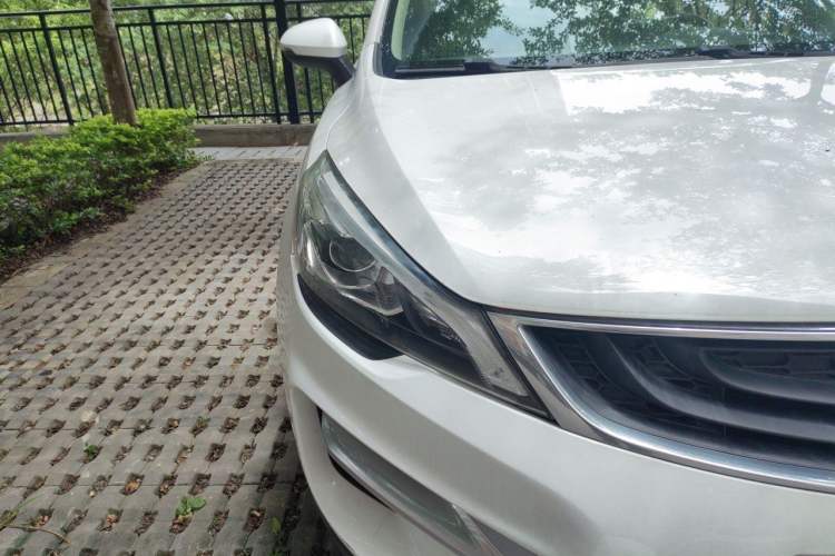 Used Geely Auto Emgrand GS 2016 Sport Edition 1.3T Automatic LingShang Model Right Front Headlight