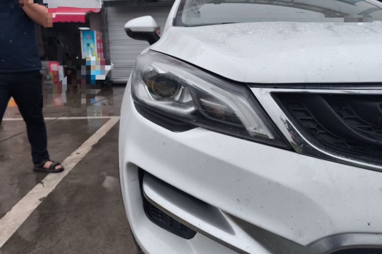 Used Geely Auto Emgrand GS 2016 Sport Edition 1.3T Manual LingShang Model Right Front Headlight