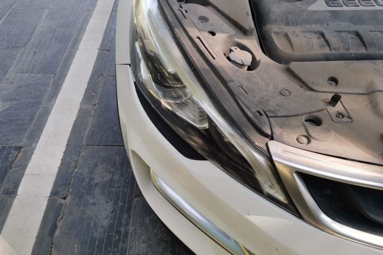 Used Geely Auto Emgrand GS 2016 Sport Edition 1.3T Manual LingShang Model Right Front Headlight