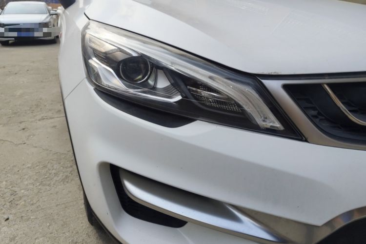 Used Geely Auto Emgrand GS 2016 Sport Edition 1.3T Automatic LingShang Model Right Front Headlight