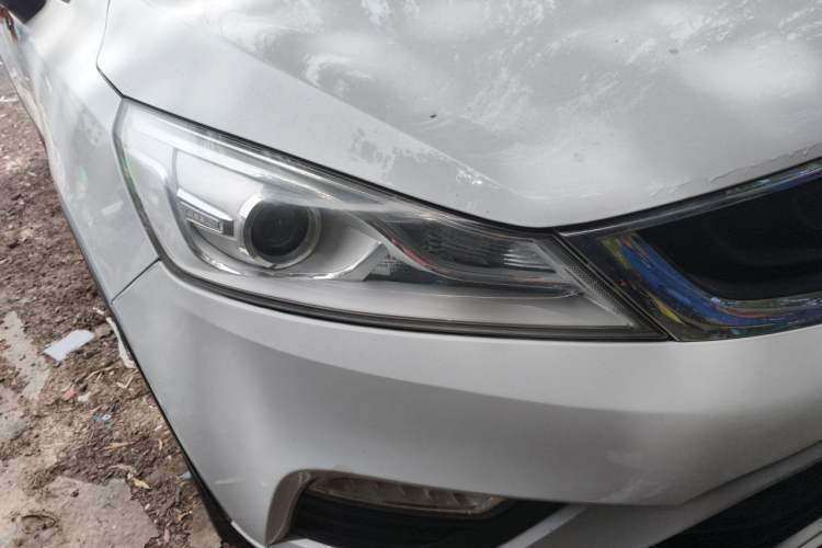 Used Geely Auto Emgrand GS 2016 Sport Edition 1.8L Automatic LingShang Model Right Front Headlight