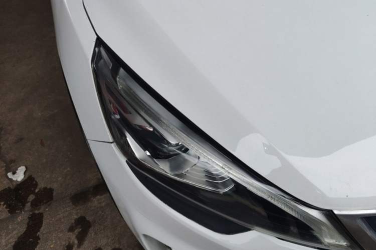 Used Geely Auto Emgrand GS 2016 Sport Edition 1.8L Automatic LingShang Model Right Front Headlight