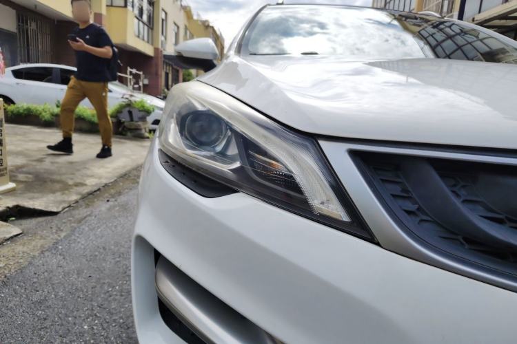 Used Geely Auto Emgrand GS 2016 Sports Edition 1.8L Manual LingShang Model Right Front Headlight