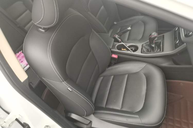 Used Geely Auto Emgrand GS 2016 Elegant Edition 1.3T Manual LingShang Model Right Front Seat