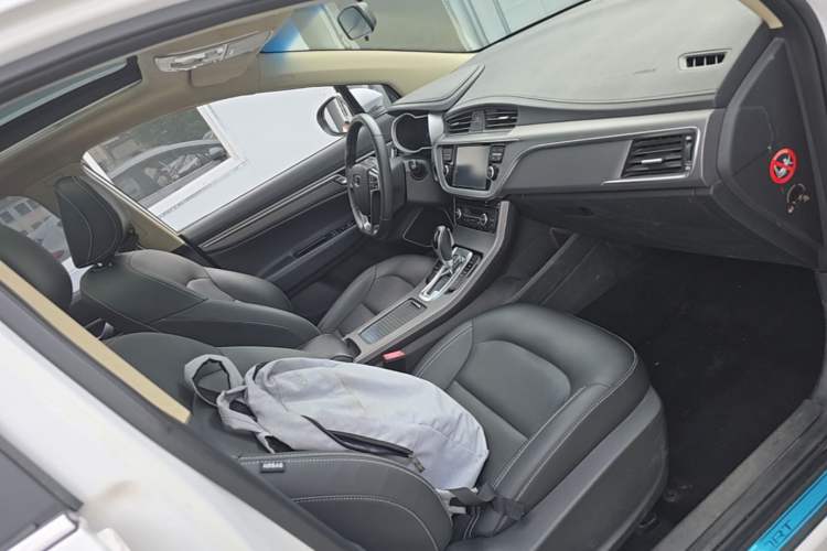 Used Geely Auto Emgrand GS 2016 Sport Edition 1.3T Automatic LingShang Model Right Front Seat