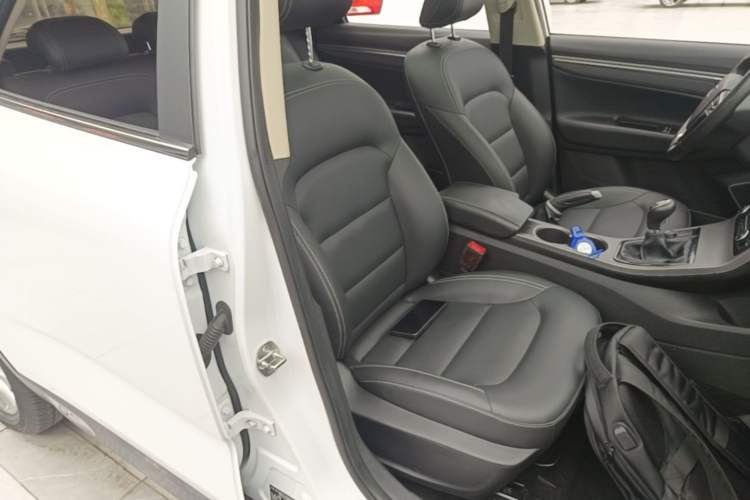 Used Geely Auto Emgrand GS 2016 Sport Edition 1.3T Manual LingShang Model Right Front Seat