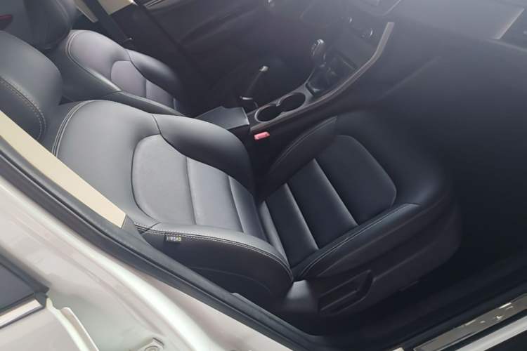 Used Geely Auto Emgrand GS 2016 Sports Edition 1.8L Manual LingShang Model Right Front Seat