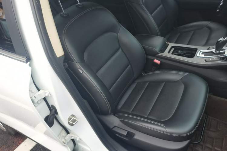 Used Geely Auto Emgrand GS 2016 Elegant Edition 1.3T Automatic LingShang Model Right Front Seat