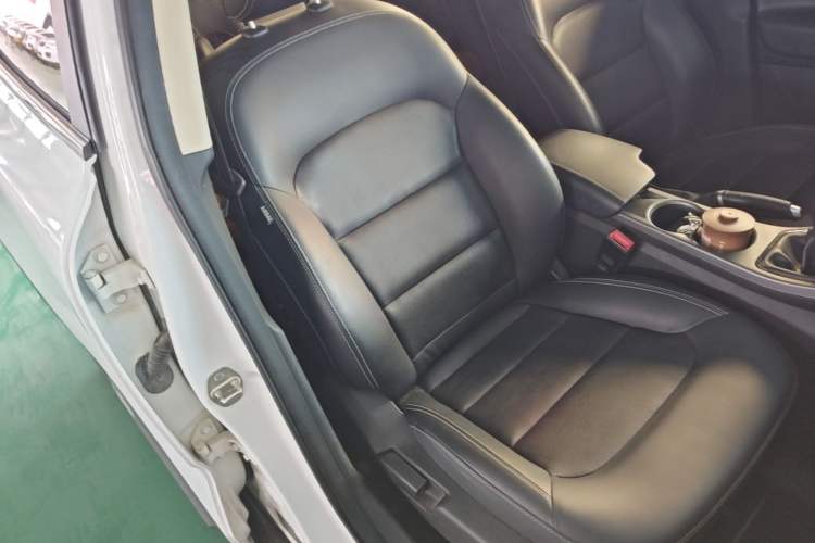 Used Geely Auto Emgrand GS 2016 Sports Edition 1.8L Manual LingShang Model Right Front Seat