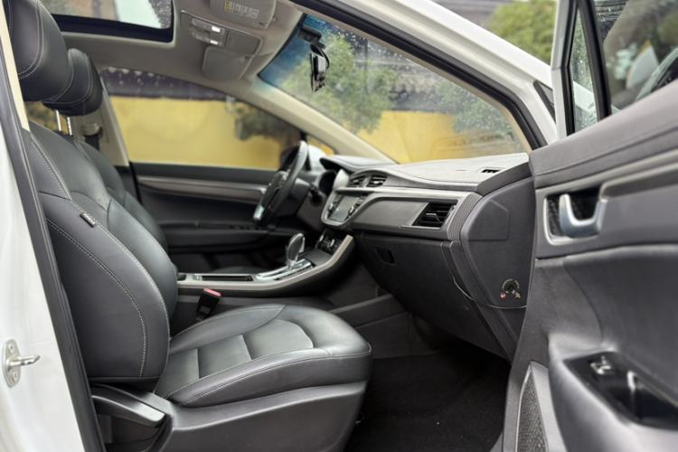 Used Geely Auto Emgrand GS 2016 Sport Edition 1.3T Automatic LingShang Model Right Front Seat