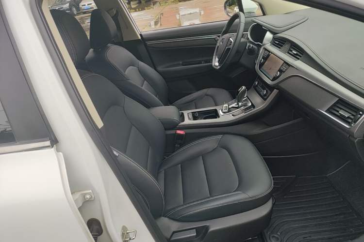 Used Geely Auto Emgrand GS 2016 Sport Edition 1.8L Automatic LingShang Model Right Front Seat