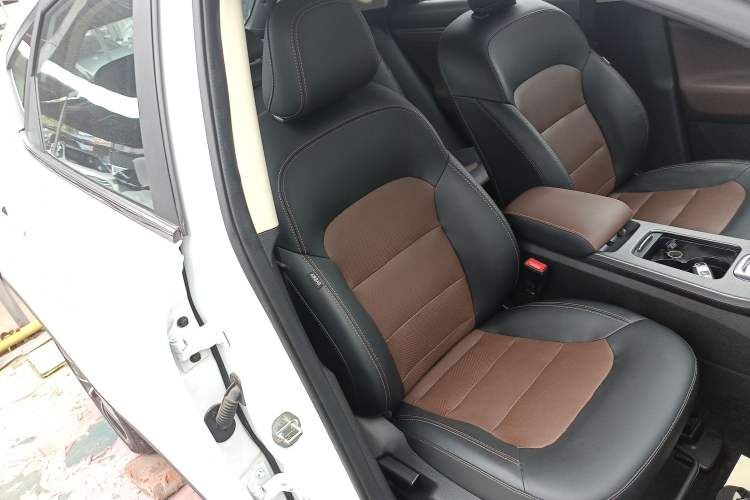 Used Geely Auto Emgrand GS 2016 Elegant Edition 1.3T Automatic ZhenShang Model Right Front Seat