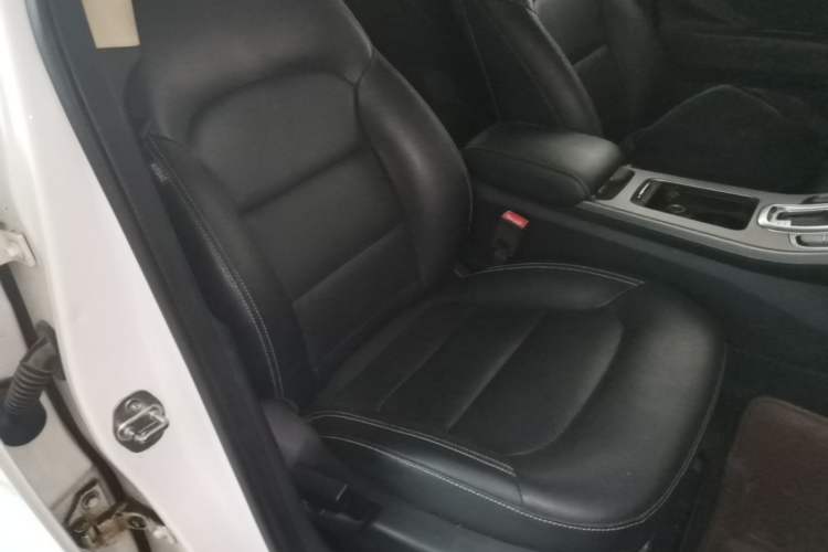 Used Geely Auto Emgrand GS 2016 Elegant Edition 1.3T Automatic LingShang Model Right Front Seat