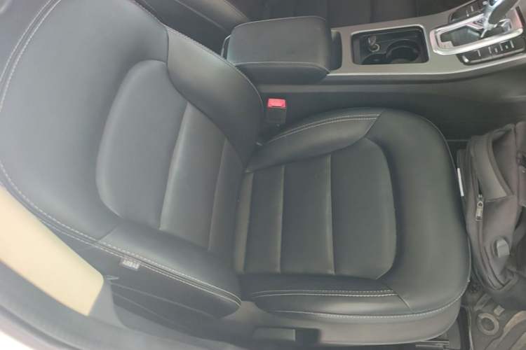 Used Geely Auto Emgrand GS 2016 Elegant Edition 1.3T Automatic LingShang Model Right Front Seat
