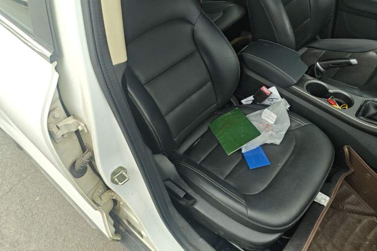 Used Geely Auto Emgrand GS 2016 Sport Edition 1.3T Manual LingShang Model Right Front Seat