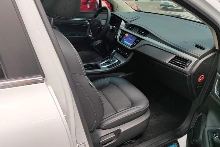 Used Geely Auto Emgrand GS 2016 Sport Edition 1.8L Automatic LingShang Model Right Front Seat