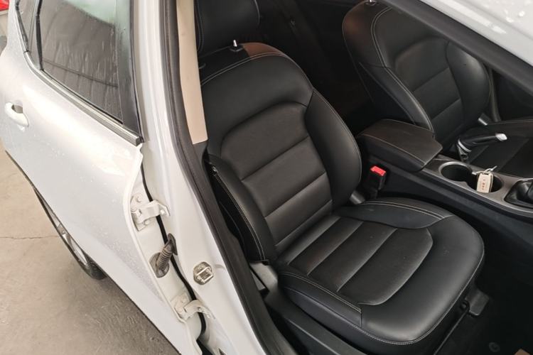 Used Geely Auto Emgrand GS 2016 Elegant Edition 1.8L Manual LingShang Model Right Front Seat