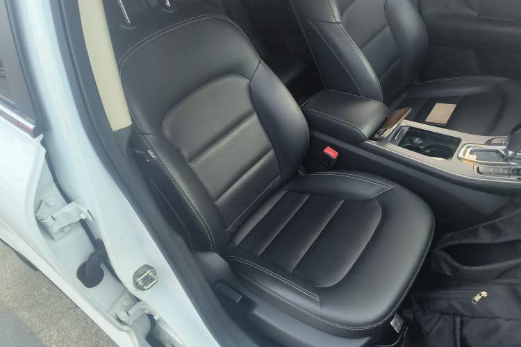 Used Geely Auto Emgrand GS 2016 Elegant Edition 1.8L Automatic LingShang Model Right Front Seat