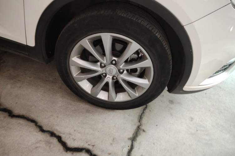 Used Geely Auto Emgrand GS 2016 Elegant Edition 1.3T Automatic LingShang Model Right Front Wheel Hub