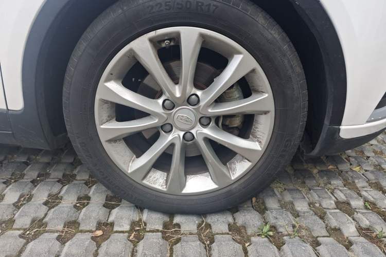 Used Geely Auto Emgrand GS 2016 Elegant Edition 1.3T Automatic LingShang Model Right Front Wheel Hub