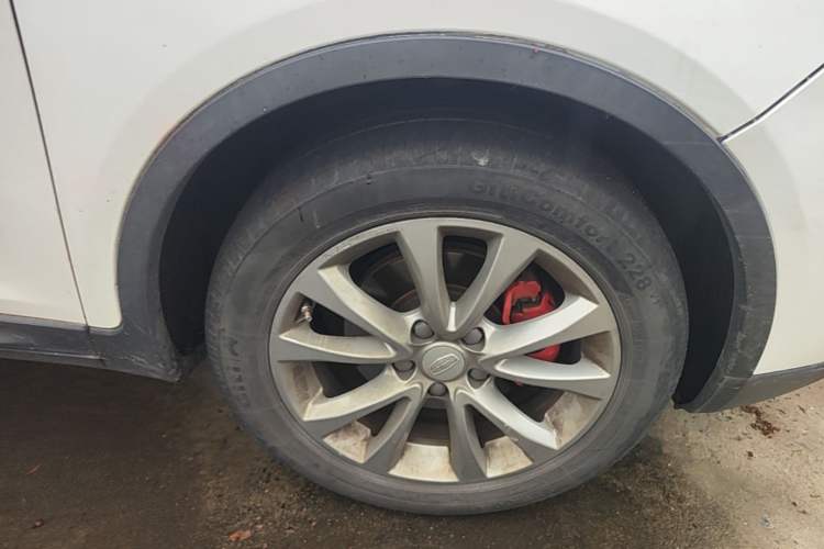 Used Geely Auto Emgrand GS 2016 Sport Edition 1.8L Automatic LingShang Model Right Front Wheel Hub